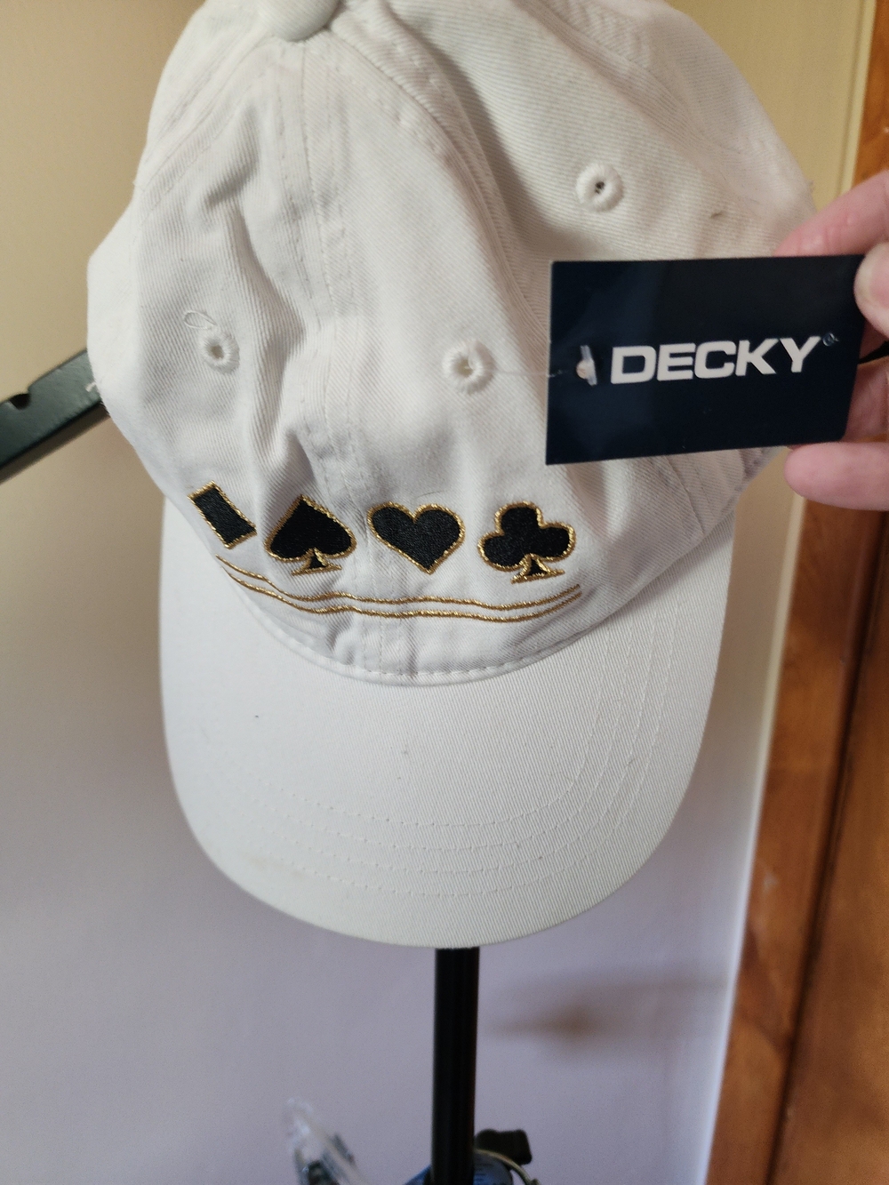 Decky  White Baseball Cap with Black & Gold Card Suits NWT